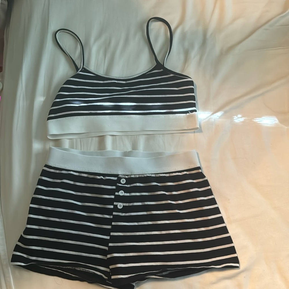 Edikted two piece night set